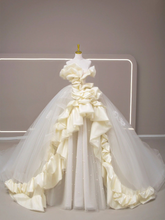 Vestido de novia elegante de tul con vuelo Y2745